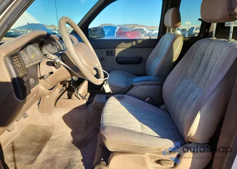 1999 Toyota Tacoma Xtracab from USA, damaged, VIN 4TAVL52N0XZ561514